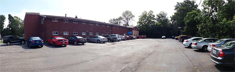 Woods Office Suites building exterior and parking lot in Beavercreek Ohio